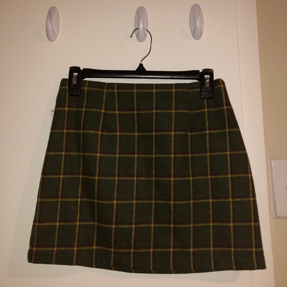 Green plaid skirt Forever21